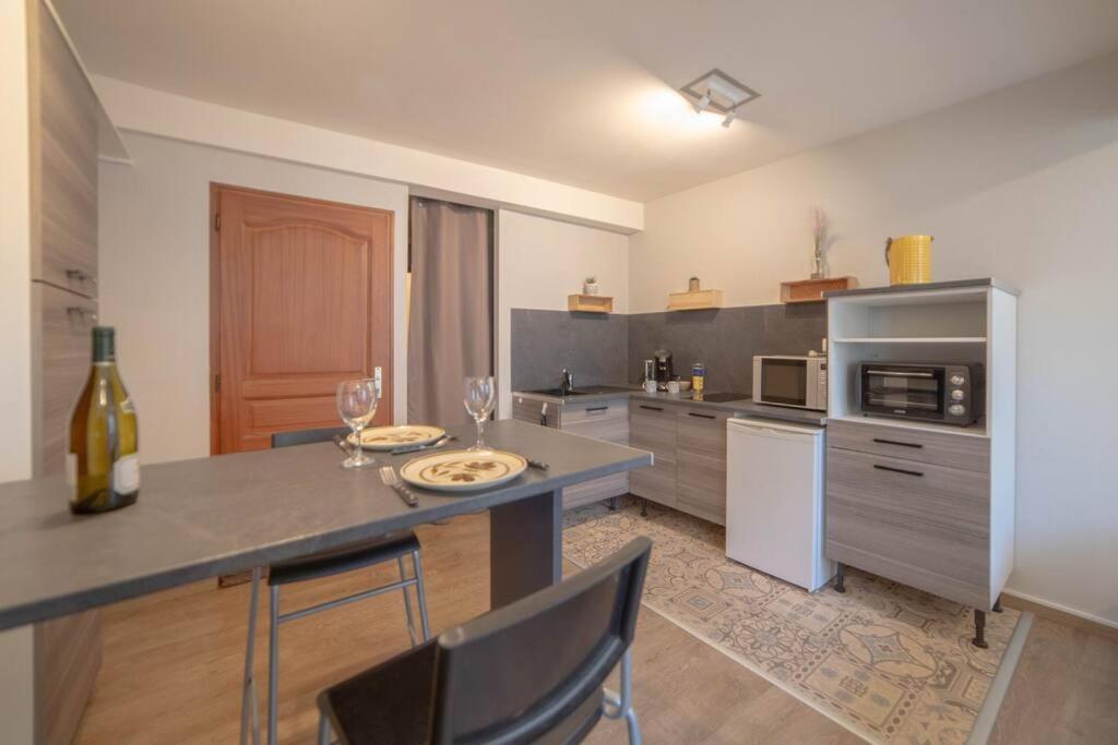Le Beau Chardonnay, Au Coeur De Chablis Apartment Ngoại thất bức ảnh